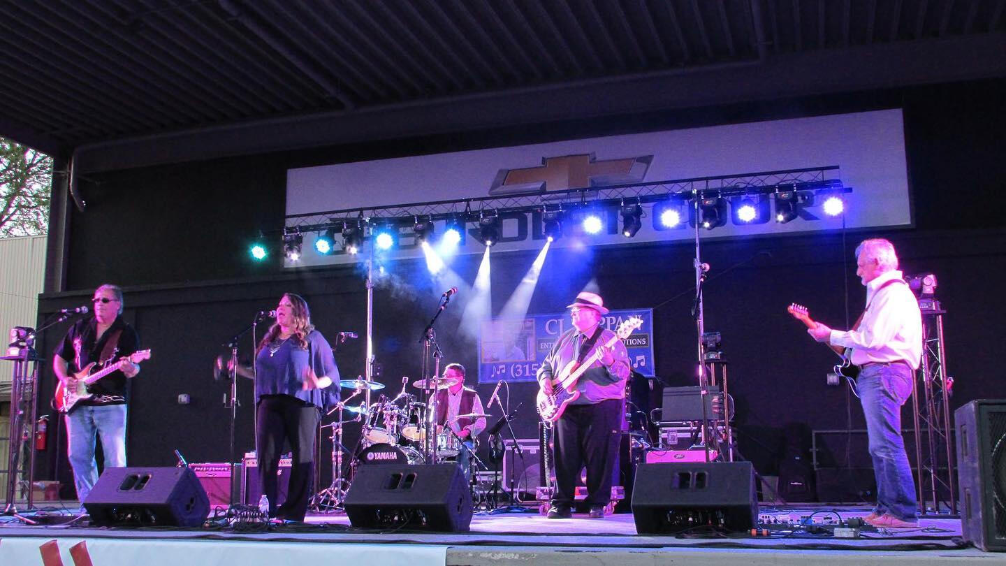 Beale St. Rick W - MTB Studios